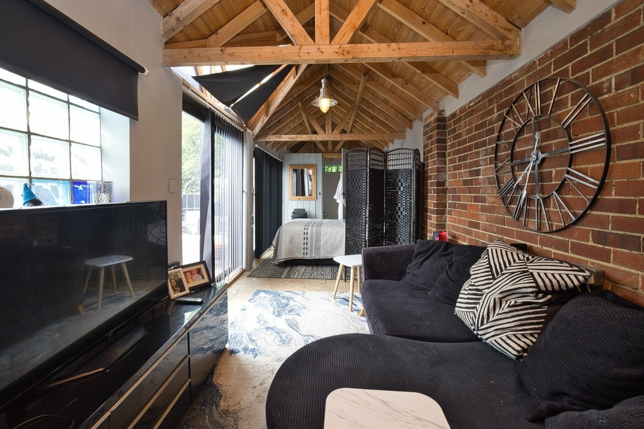 Properties For Sale in Bradstow Way Broadstairs
