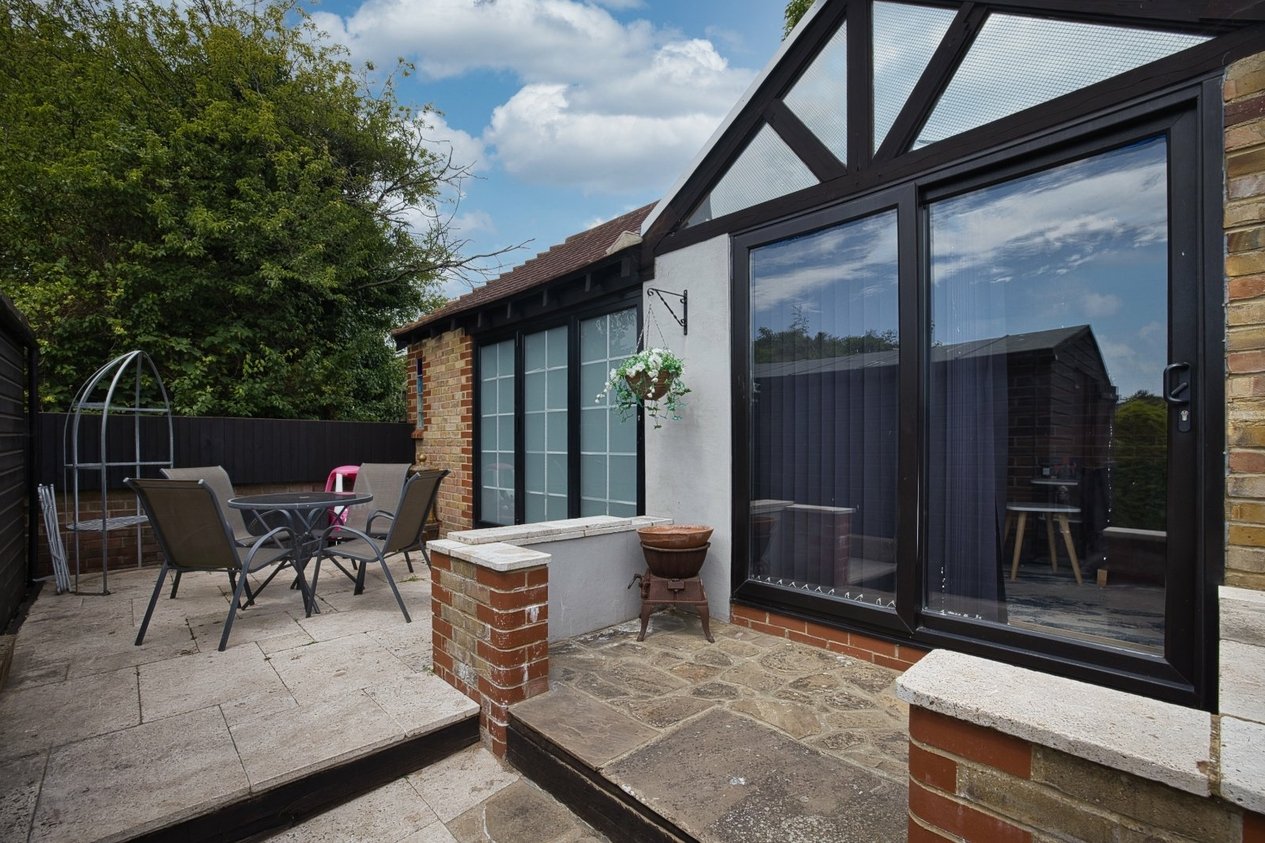 Properties For Sale in Bradstow Way Broadstairs