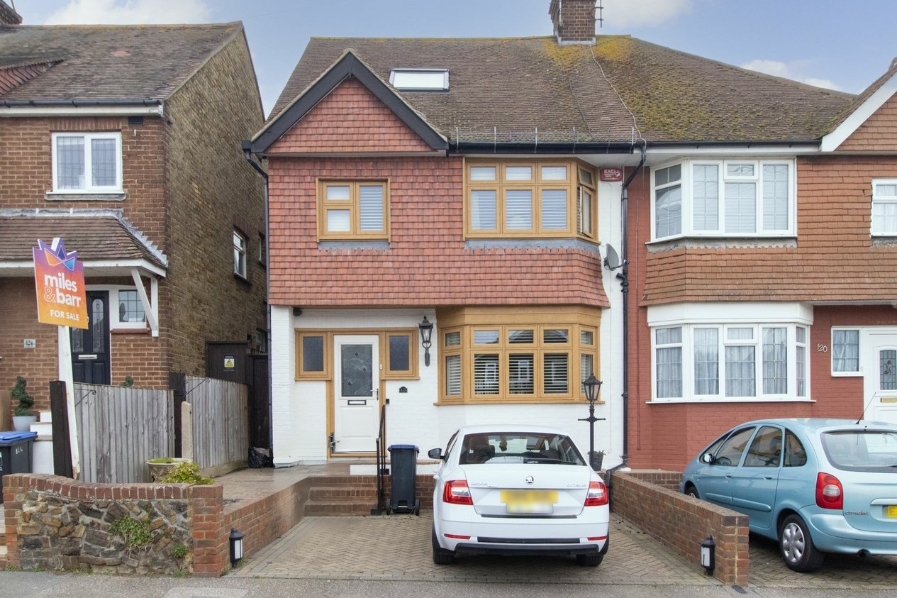 Properties For Sale in Bradstow Way  Broadstairs