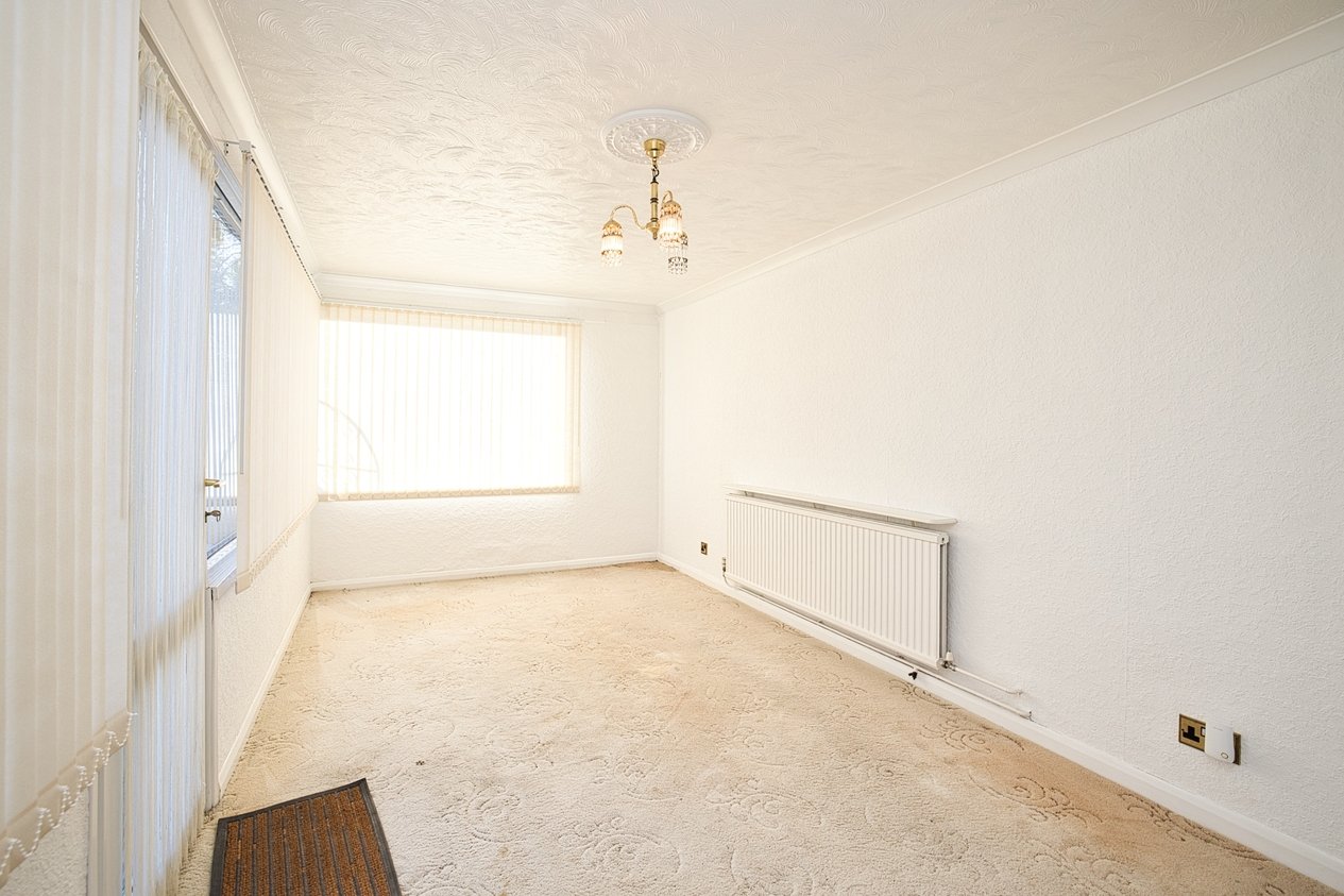 Properties For Sale in Bradstow Way Broadstairs