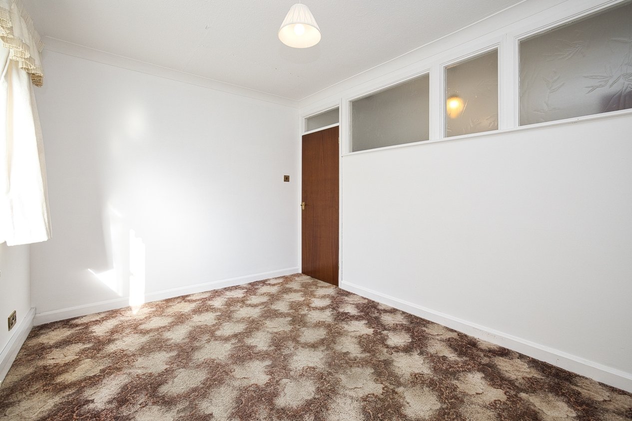 Properties For Sale in Bradstow Way Broadstairs
