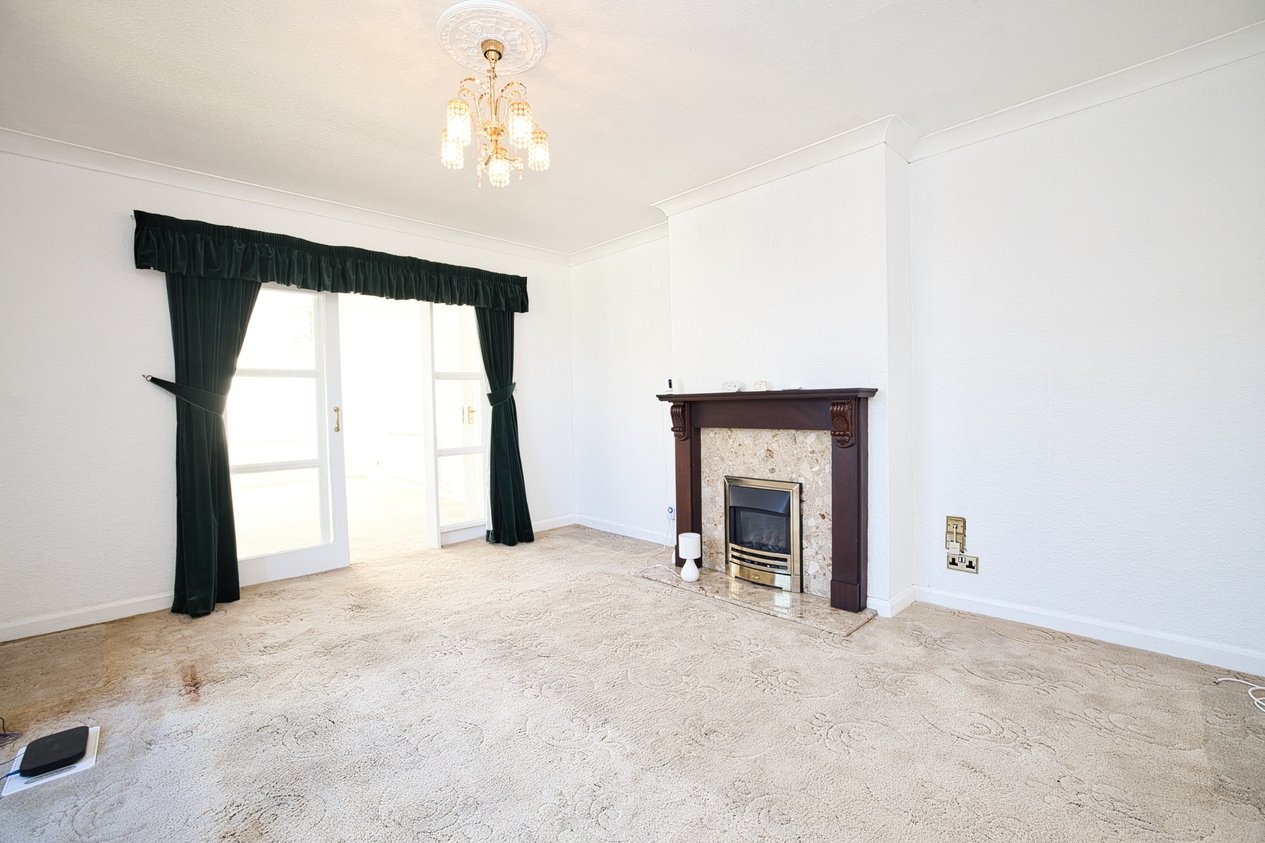 Properties For Sale in Bradstow Way Broadstairs