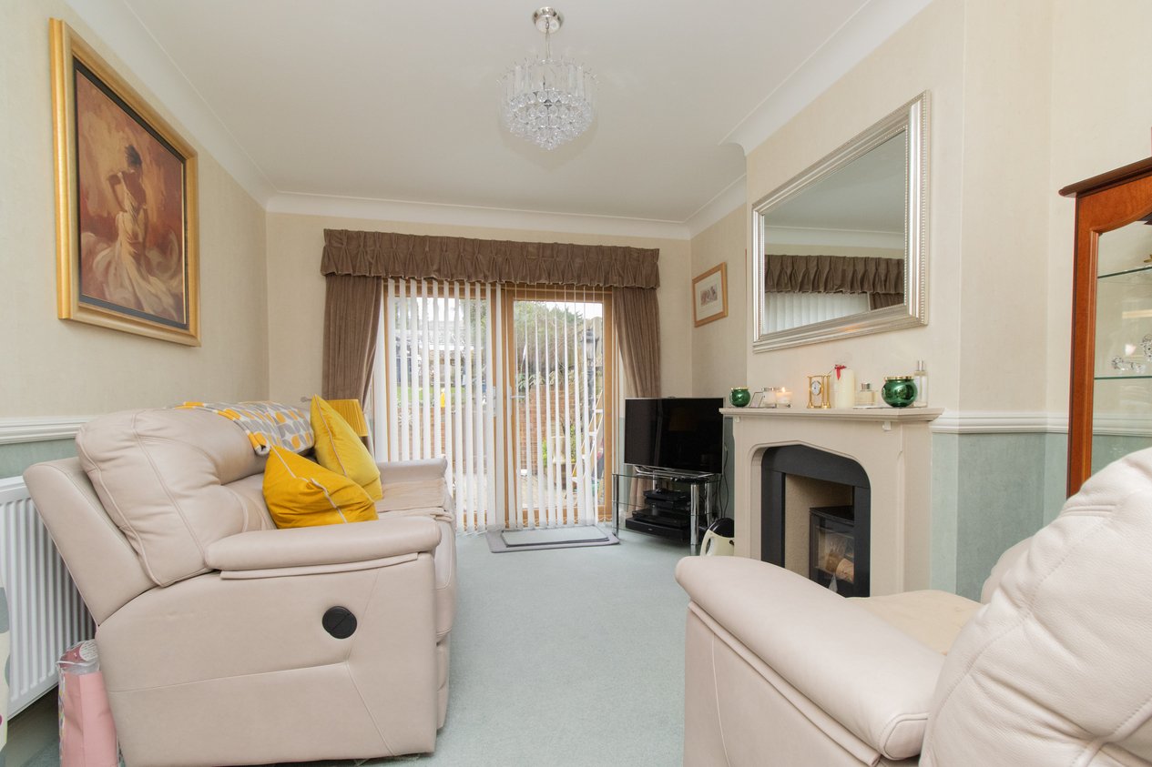 Properties For Sale in Bradstow Way Broadstairs