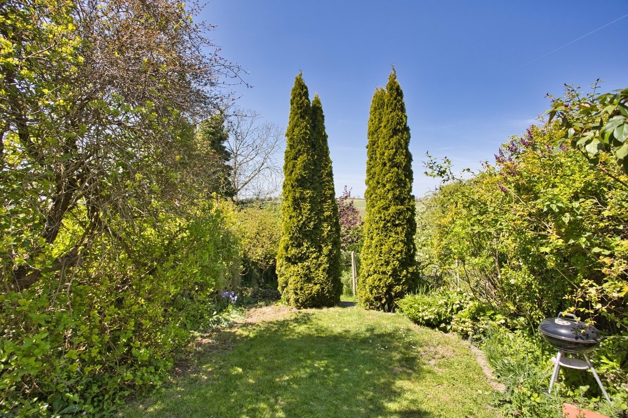 Properties For Sale in Brady Road Folkestone