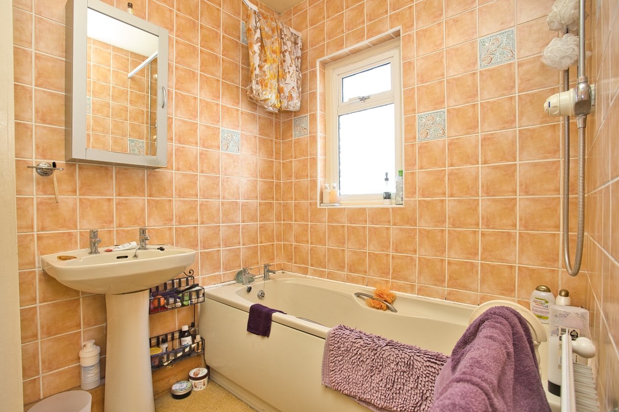 Properties For Sale in Brady Road Folkestone