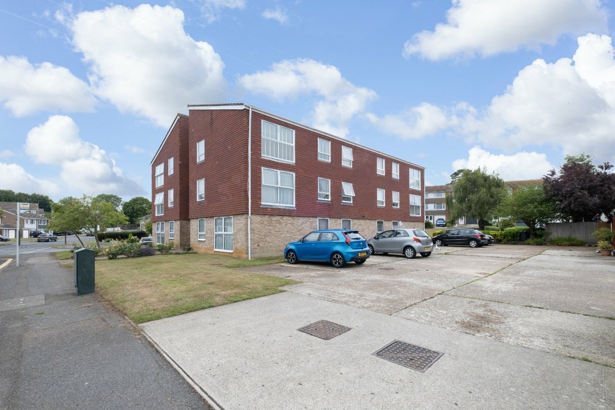 Properties For Sale in Brambley Crescent Folkestone