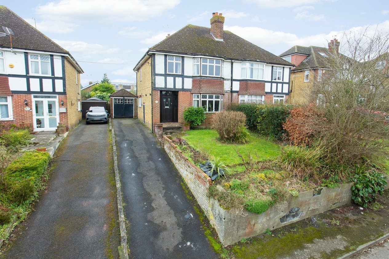 Properties For Sale in Bramley Avenue  Canterbury