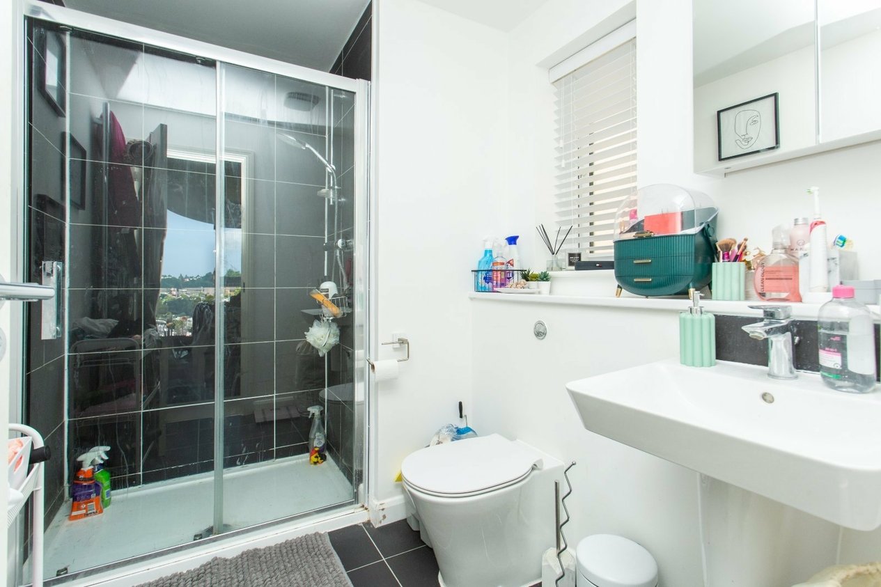 Properties For Sale in Breeze Meadow Faversham