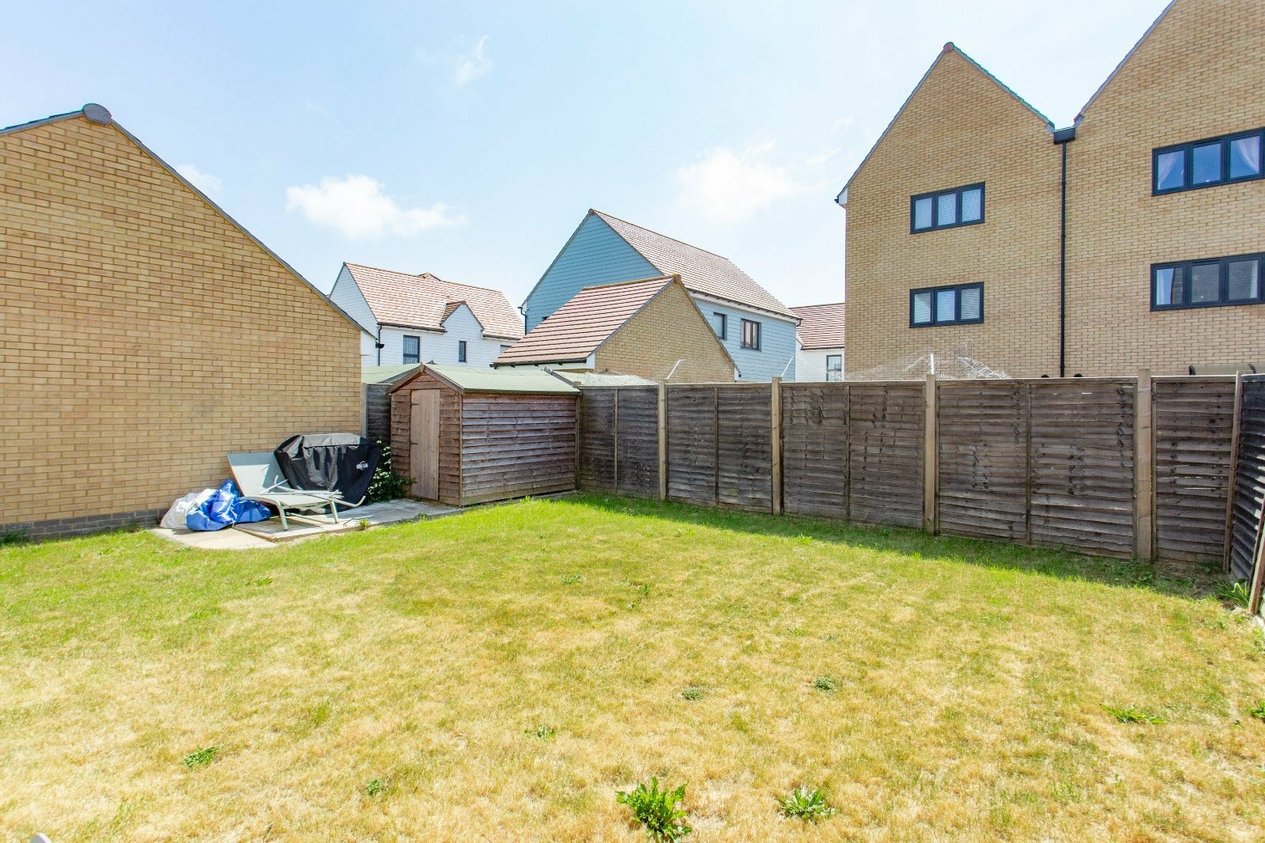 Properties For Sale in Breeze Meadow Faversham