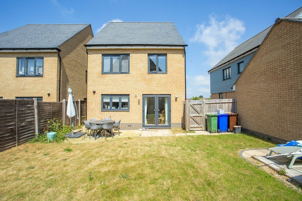 Properties For Sale in Breeze Meadow Faversham