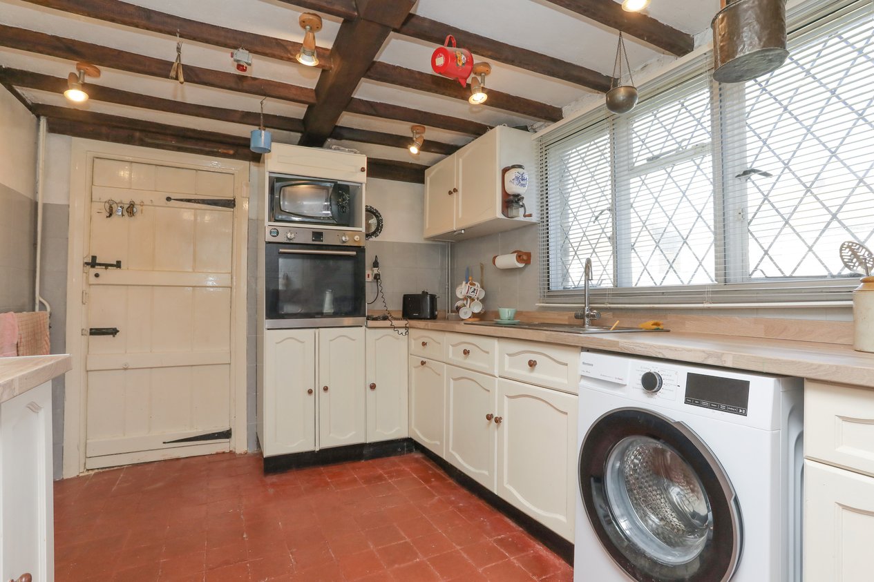 Properties Under Offer in Bridge Road Margate