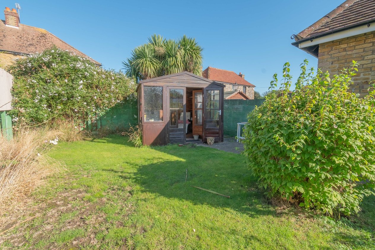 Properties Under Offer in Bridge Road Margate
