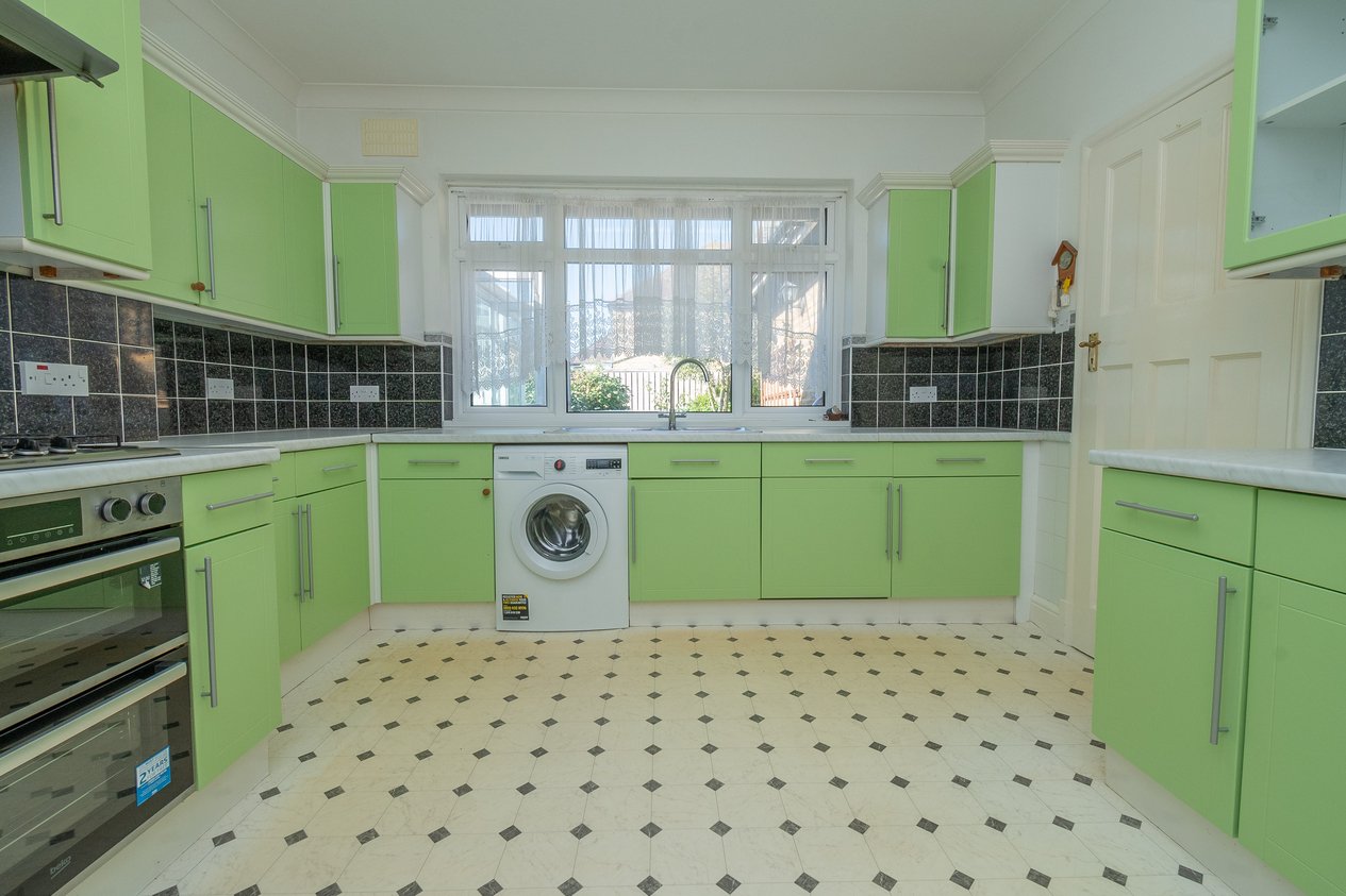 Properties Under Offer in Bridge Road Margate