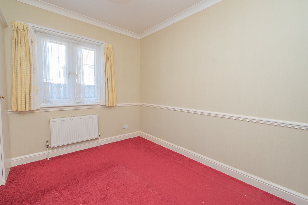 Properties Under Offer in Bridge Road Margate