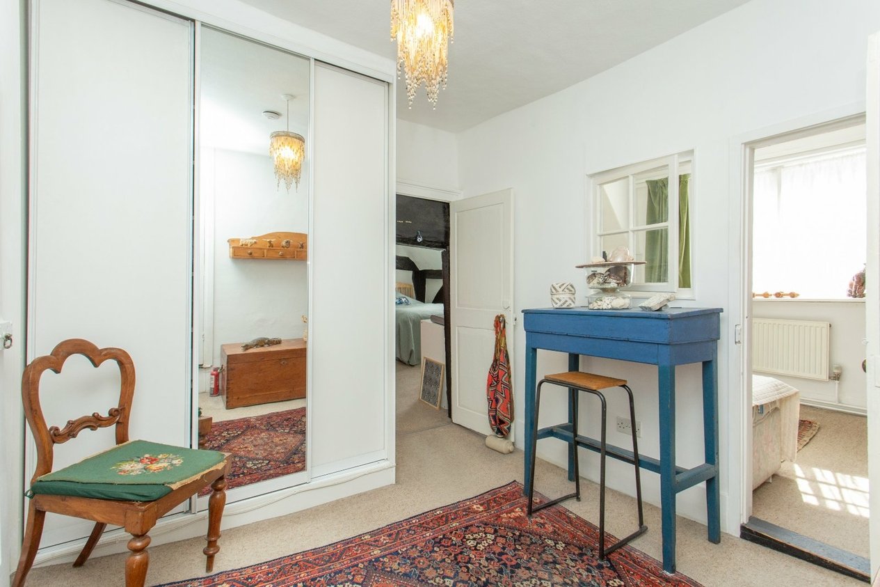 Properties For Sale in Broad Street Canterbury