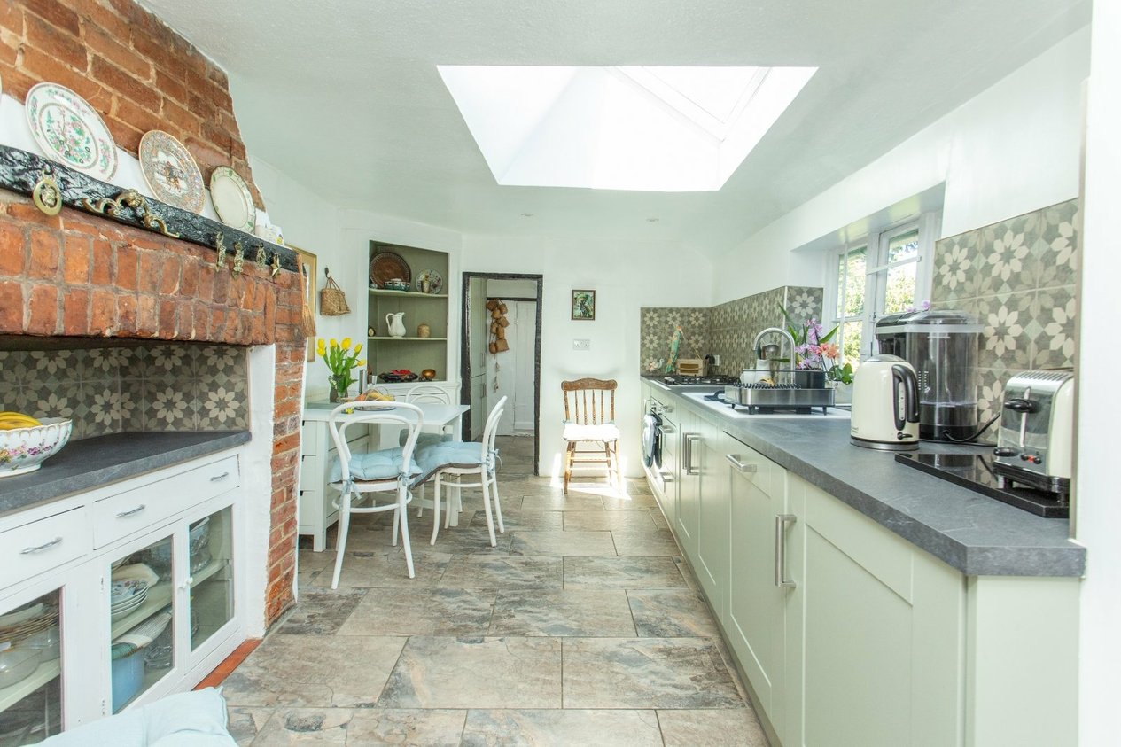 Properties For Sale in Broad Street Canterbury