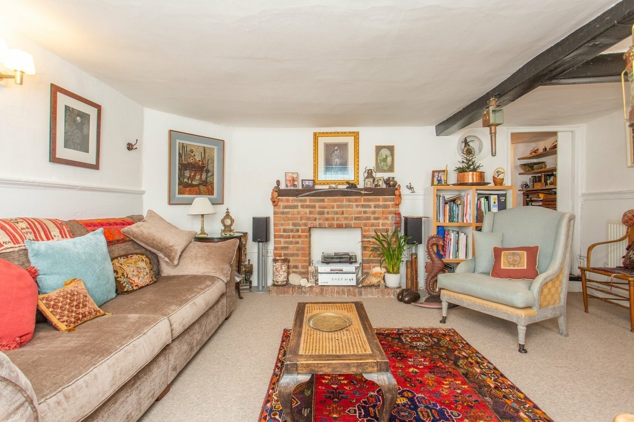 Properties For Sale in Broad Street Canterbury