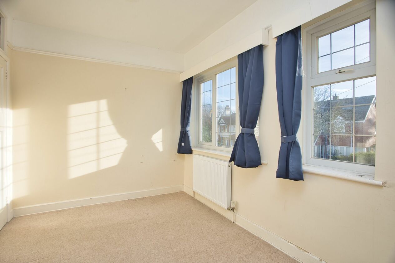 Properties Sold Subject To Contract in Broadfield Court  Broadfield Road
