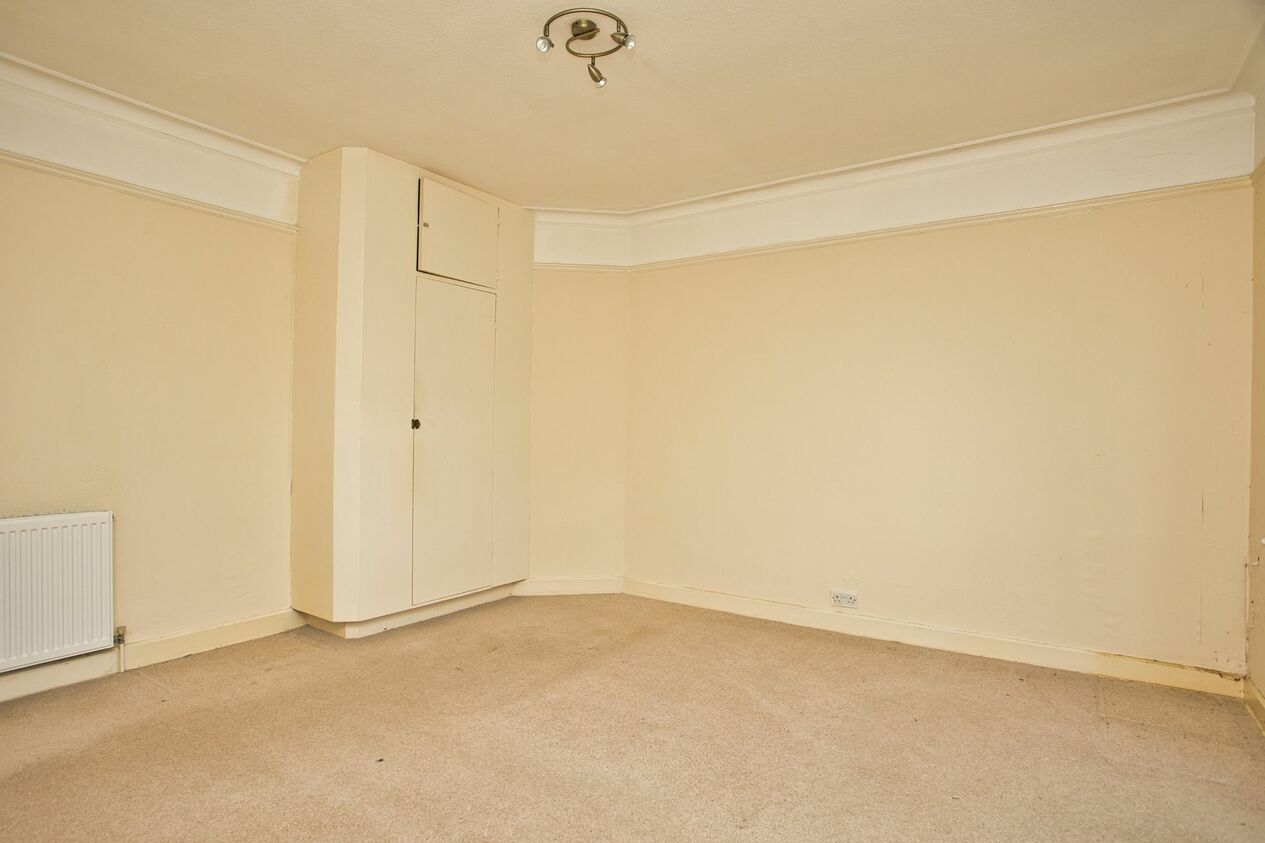 Properties Sold Subject To Contract in Broadfield Court  Broadfield Road