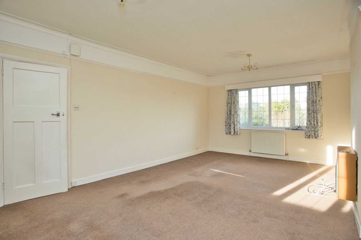 Properties Sold Subject To Contract in Broadfield Court  Broadfield Road