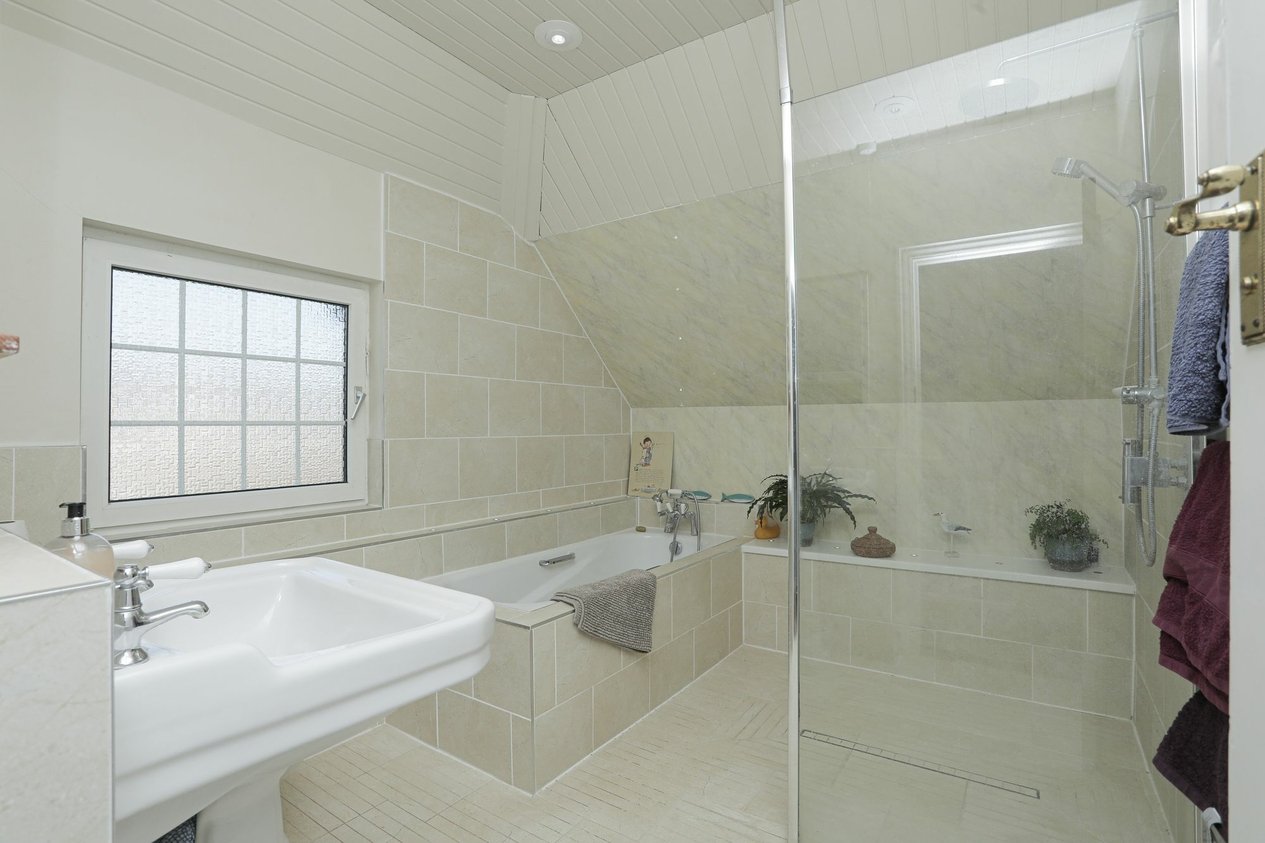 Properties For Sale in Broadfield Road  Folkestone