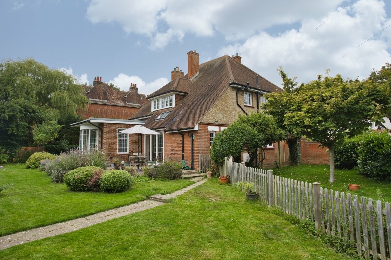 Properties For Sale in Broadfield Road Folkestone
