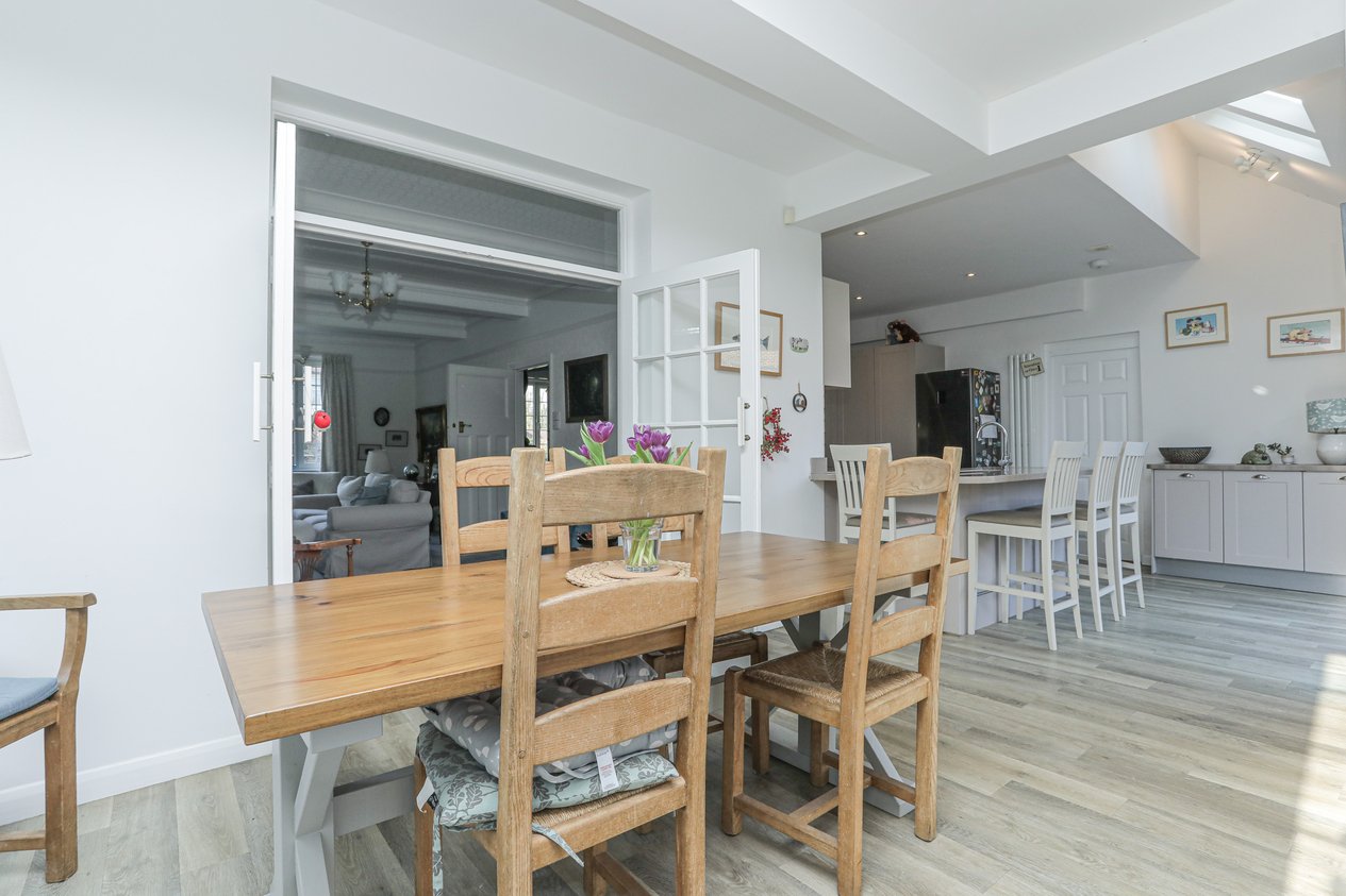 Properties For Sale in Broadfield Road Folkestone