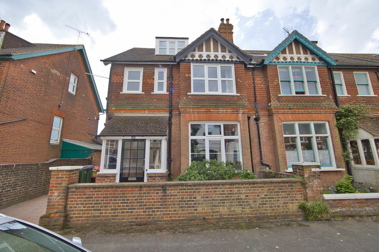 Properties Sold Subject To Contract in Brockman Road  Folkestone