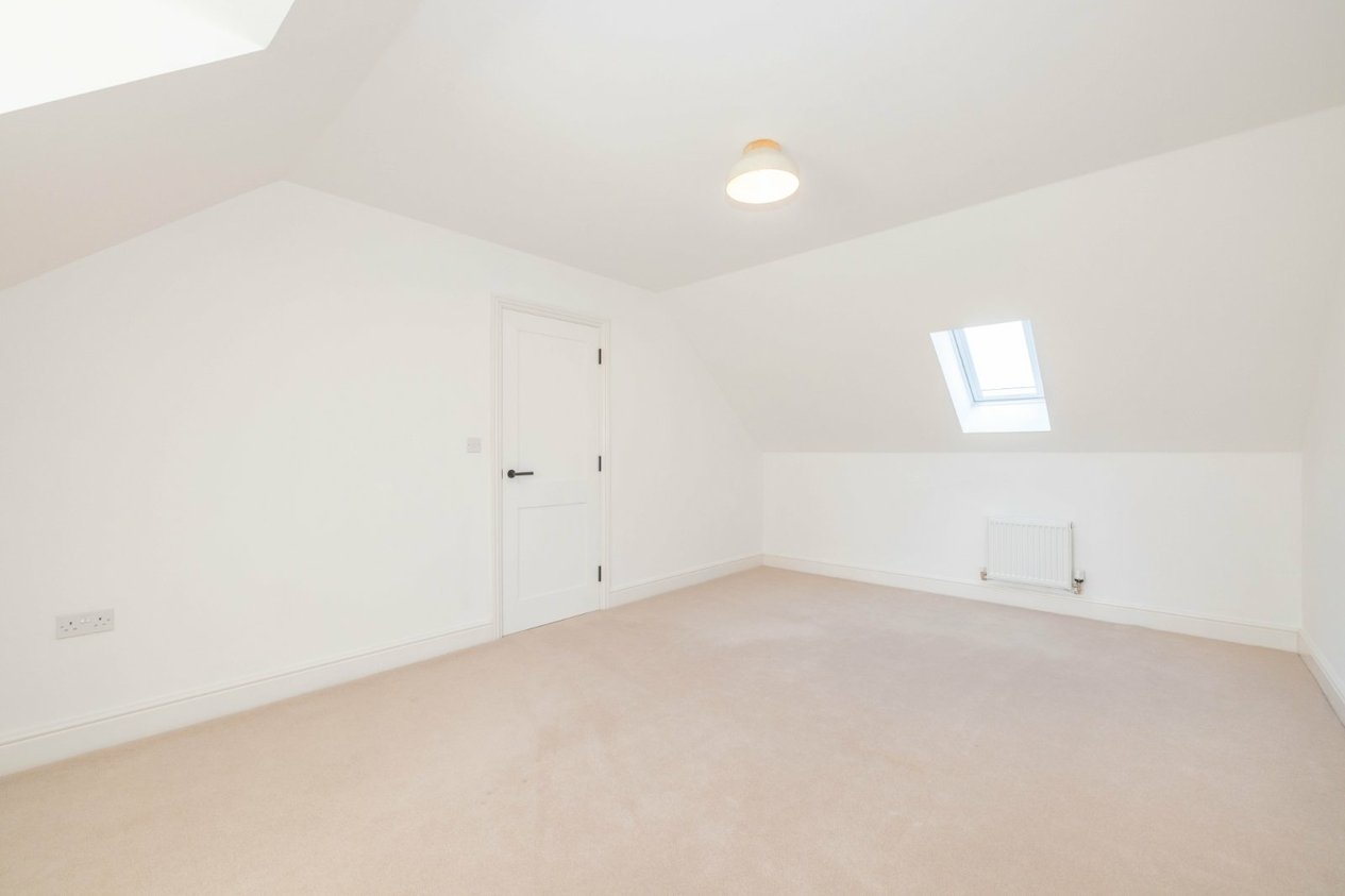 Properties Under Offer in Brogdale Close Faversham