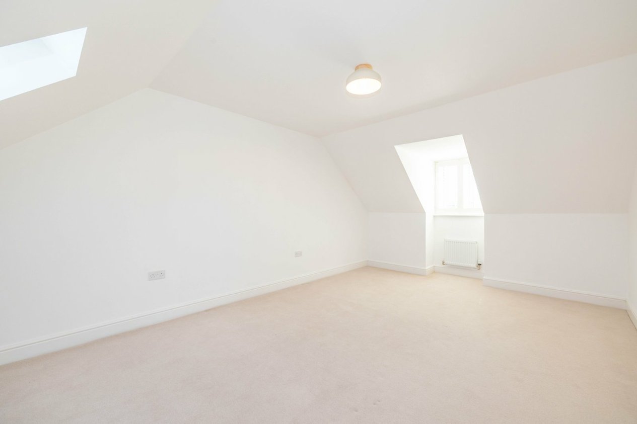 Properties Under Offer in Brogdale Close Faversham
