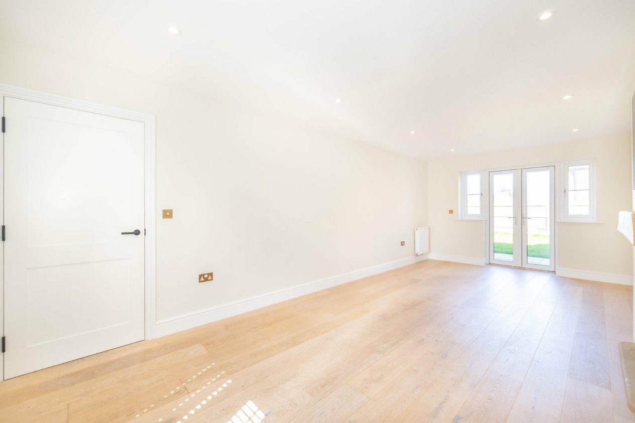 Properties Under Offer in Brogdale Close Faversham