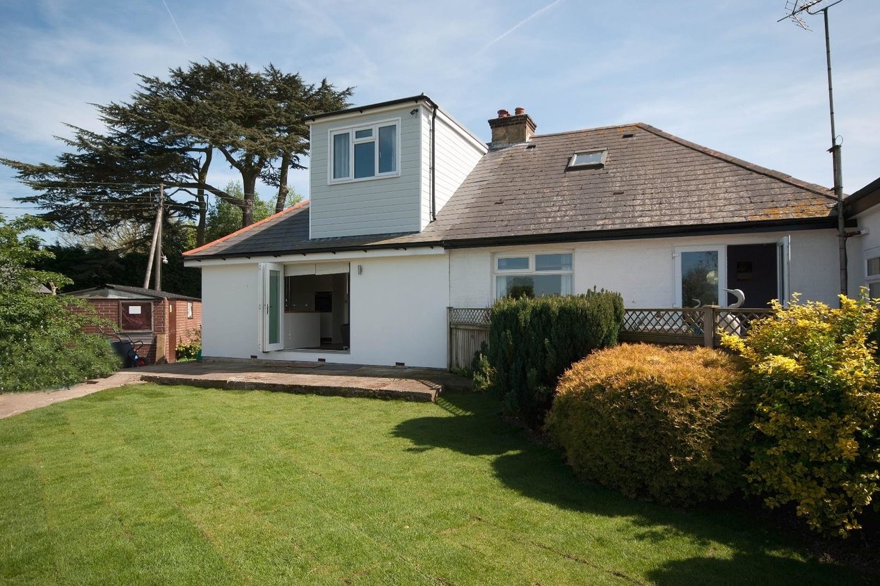 Properties For Sale in The Bungalows Brogdale Road, Ospringe