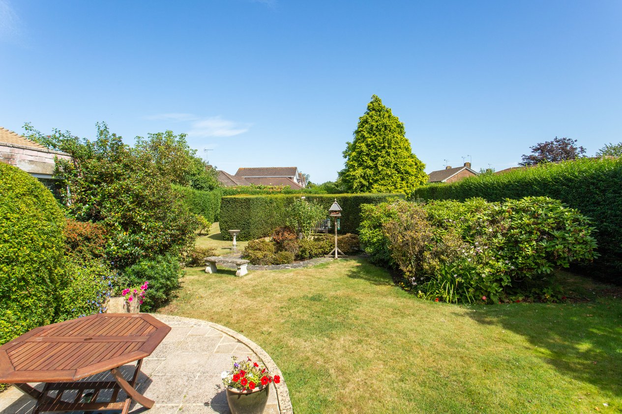 Properties Under Offer in Brooke Road Ashford
