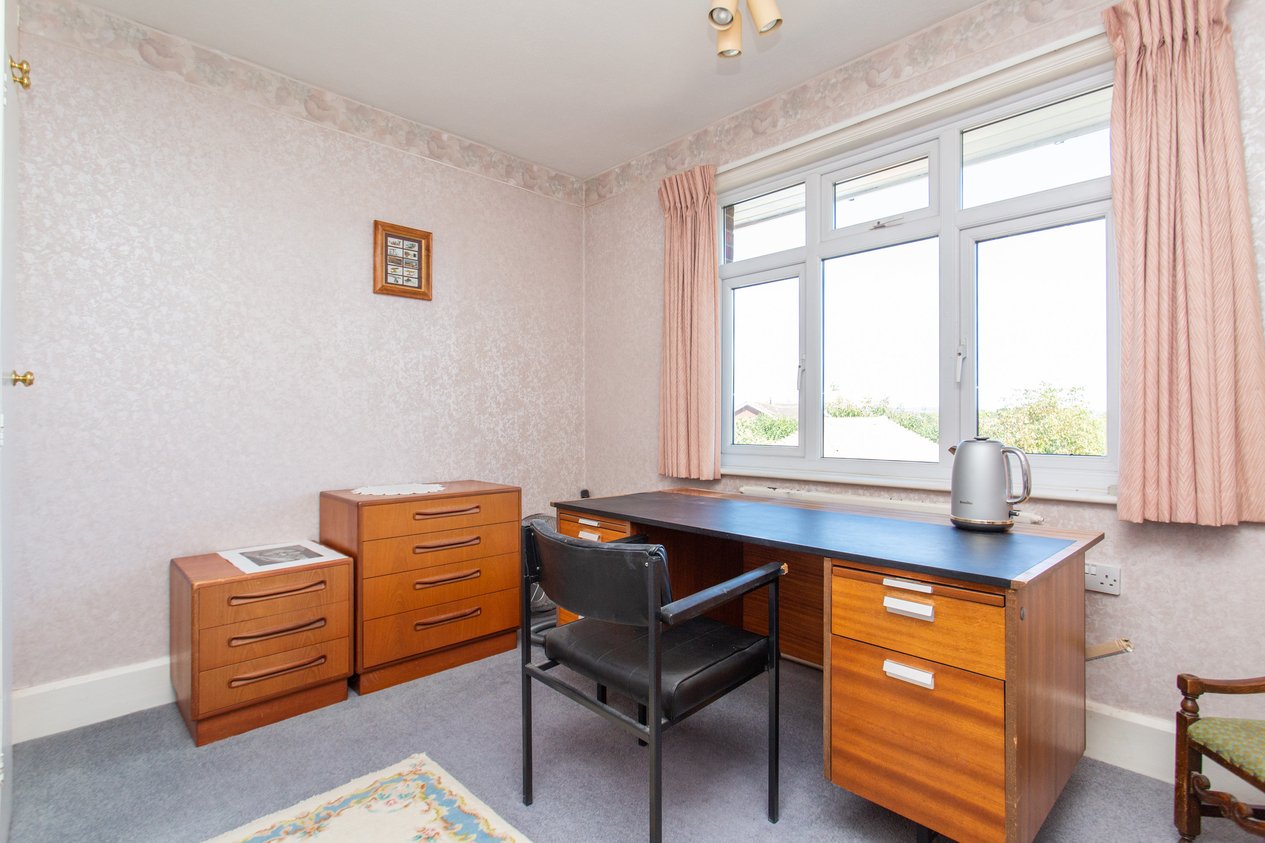 Properties Under Offer in Brooke Road Ashford