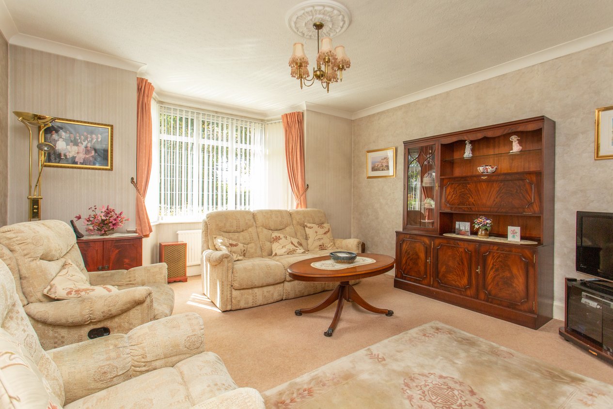 Properties Under Offer in Brooke Road Ashford