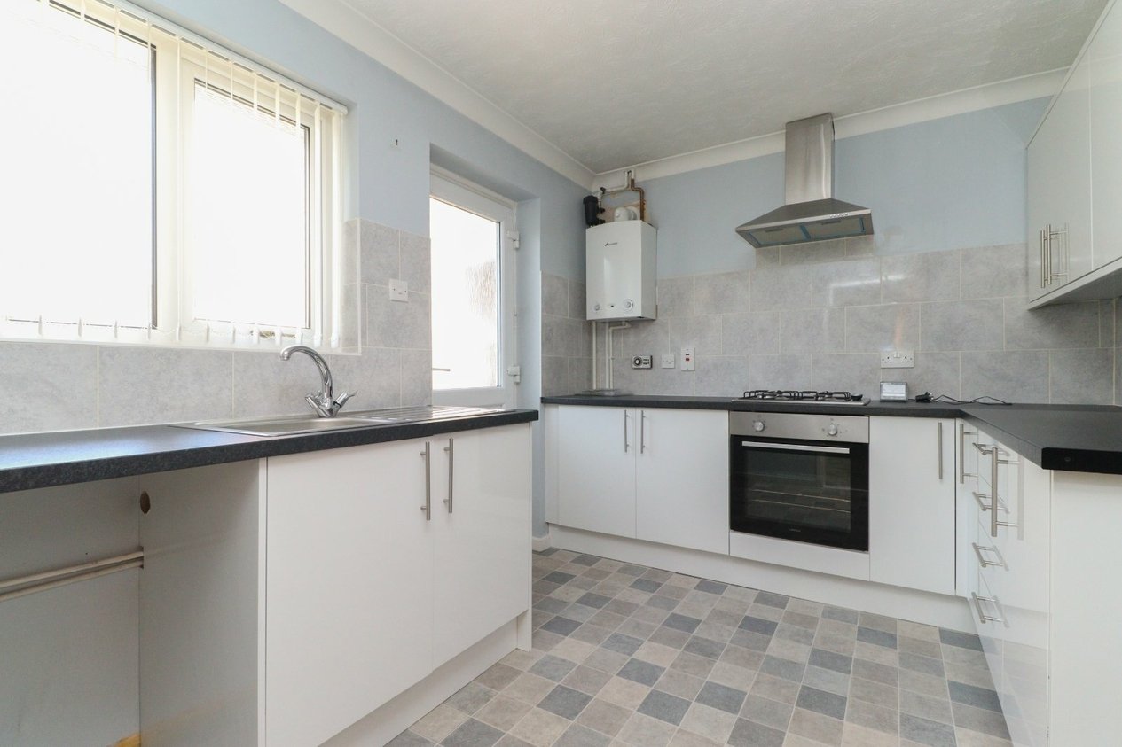 Properties Under Offer in Broomfield Crescent Cliftonville