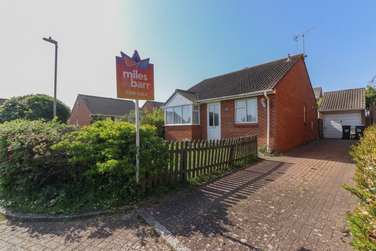 Properties Under Offer in Broomfield Crescent Cliftonville