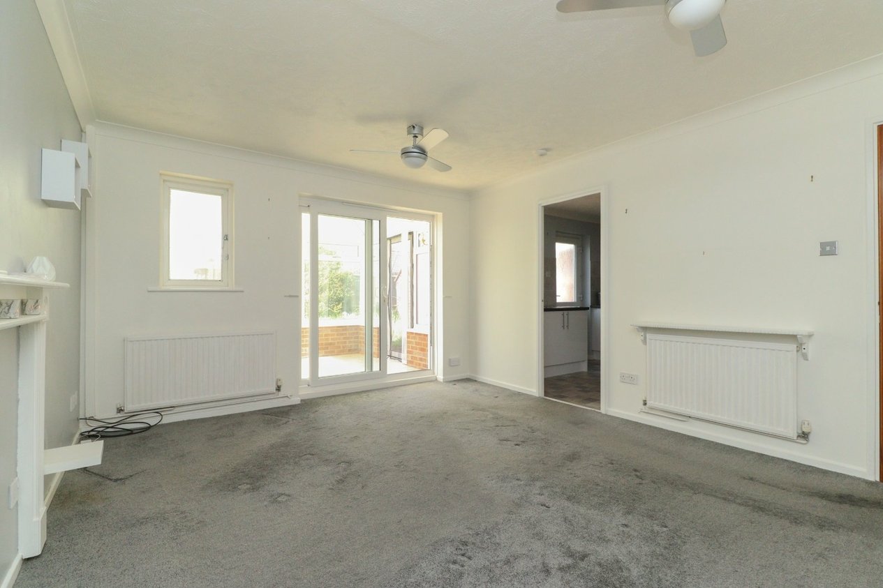 Properties Under Offer in Broomfield Crescent Cliftonville