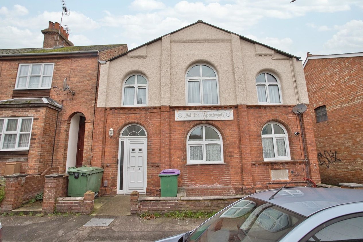 Properties Sold Subject To Contract in Broomfield Road 