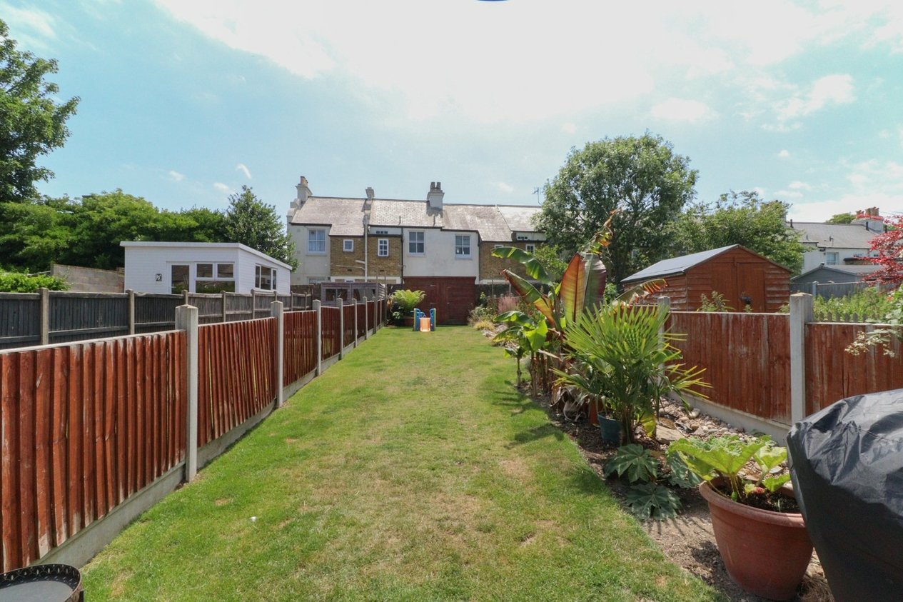 Properties Under Offer in Buckingham Road Margate