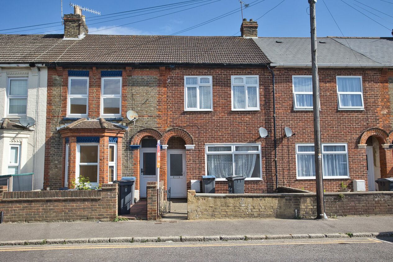 Properties Sold Subject To Contract in Buckland Avenue  Dover