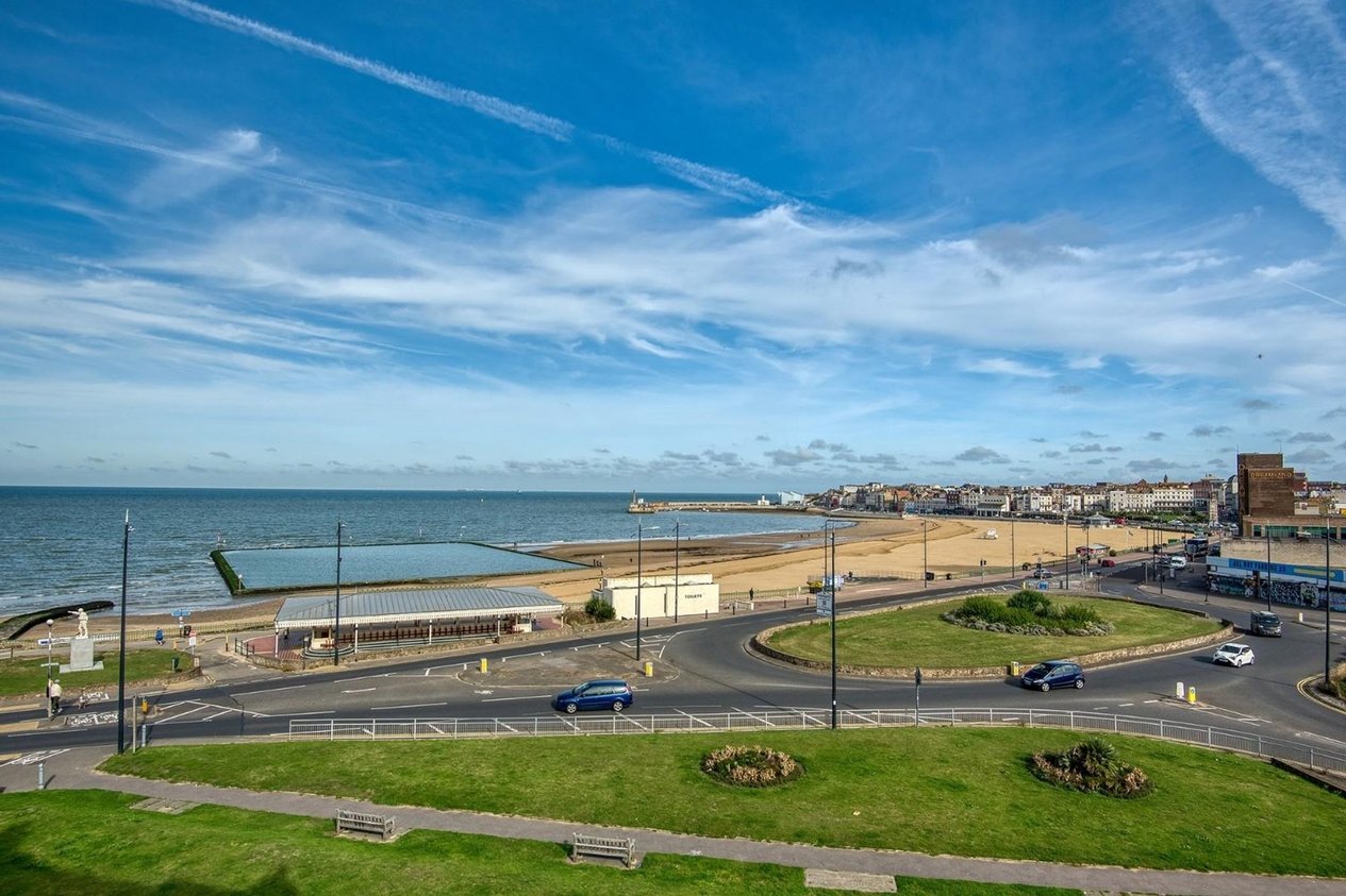 Properties For Sale in Buenos Ayres  Margate