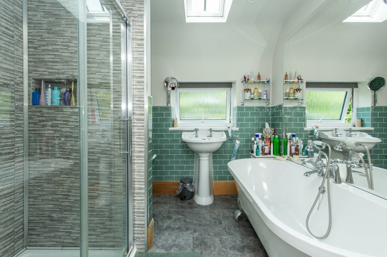 Properties For Sale in Butchers Lane Nonnington