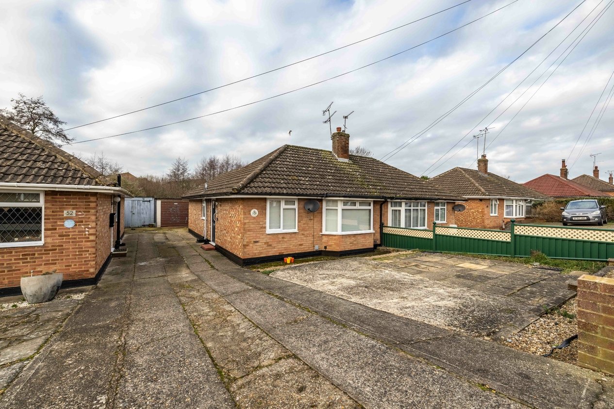 Properties Under Offer in Bybrook Road Ashford
