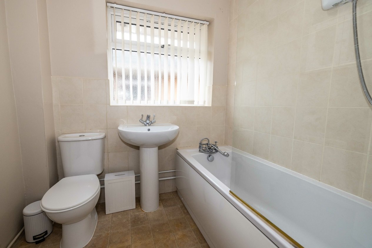 Properties Under Offer in Bybrook Road Ashford
