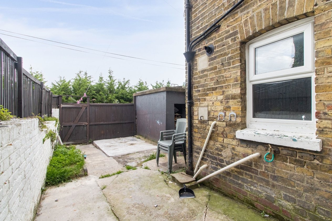 Properties Sold Subject To Contract in Byron Avenue  Margate