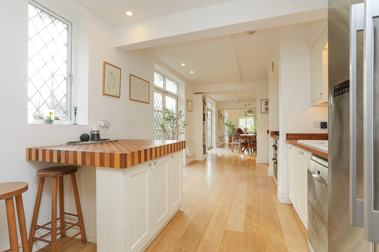 Properties For Sale in Calleywell Lane Aldington