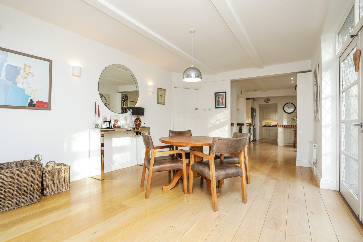 Properties For Sale in Calleywell Lane Aldington