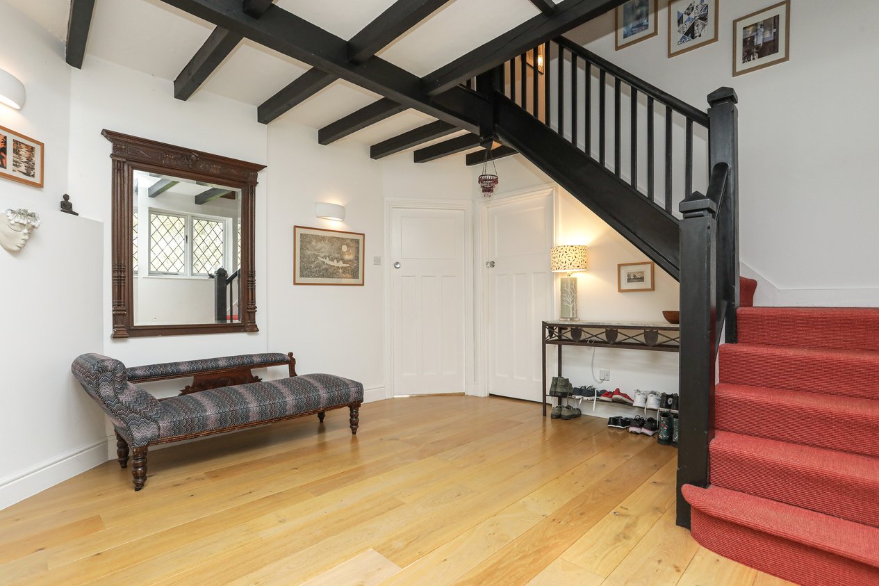 Properties For Sale in Calleywell Lane Aldington