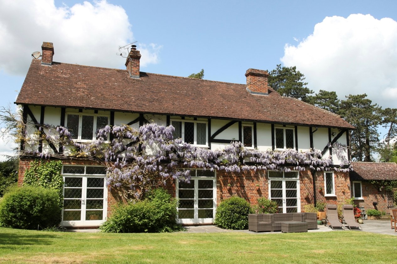 Properties For Sale in Calleywell Lane Aldington